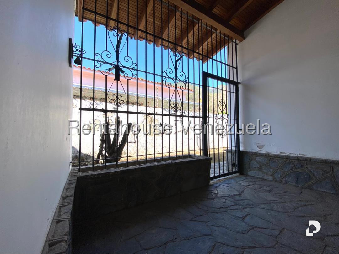 Casa en El Marqués, Caracas – 26