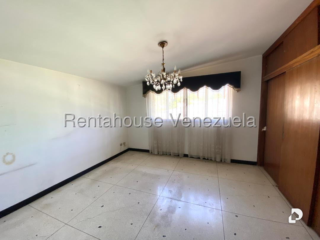 Casa en El Marqués, Caracas – 14