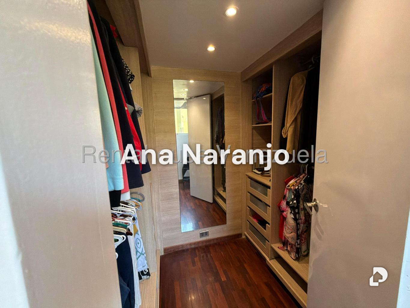 Apartamento en La Alameda, Caracas – 32