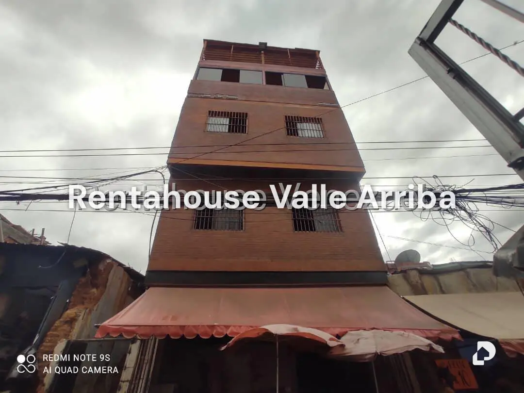 Edificio en Petare, Caracas – 1