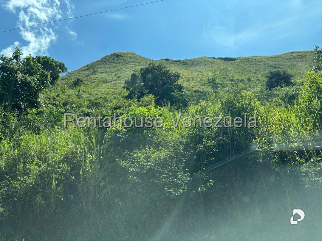 Land in Mariche, Caracas – 10