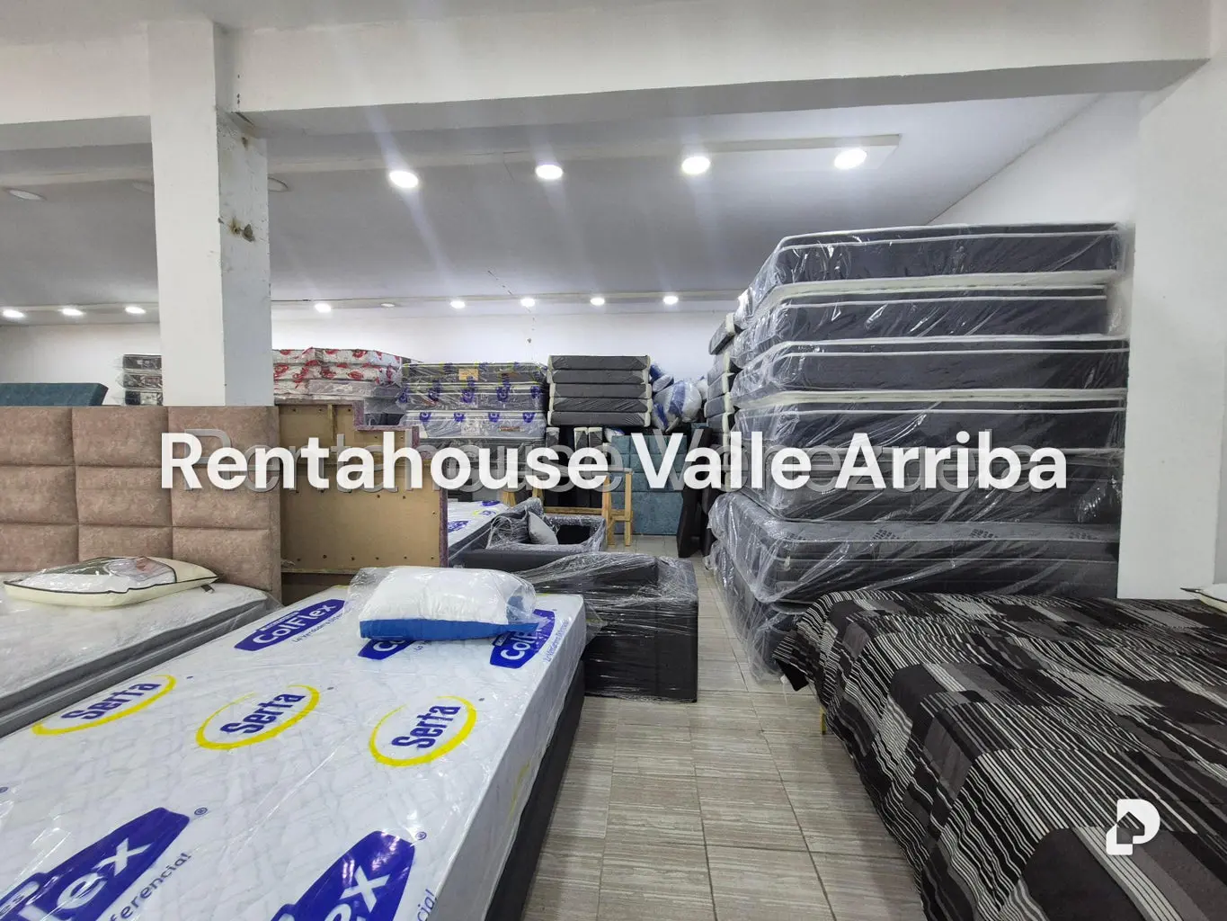 Local comercial en La Trinidad, Caracas – 17