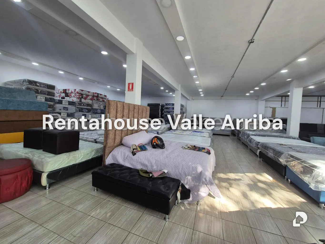 Local comercial en La Trinidad, Caracas – 9