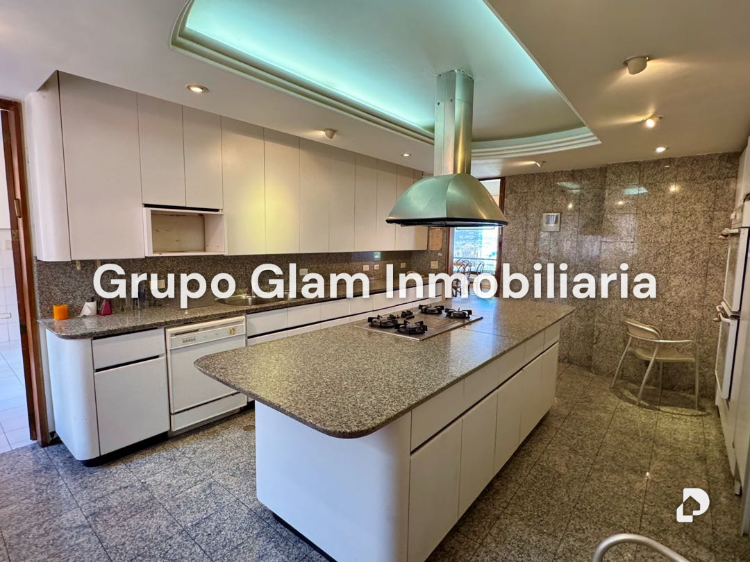 Apartamento en Altamira, Caracas – 12