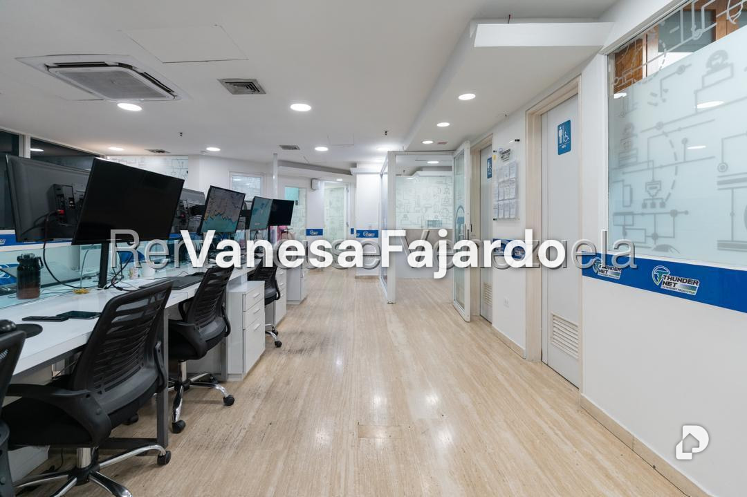 Oficina en El Rosal, Caracas – 17