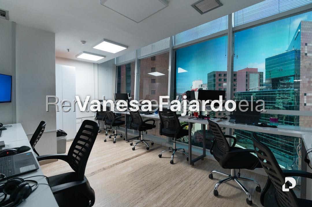Oficina en El Rosal, Caracas – 13