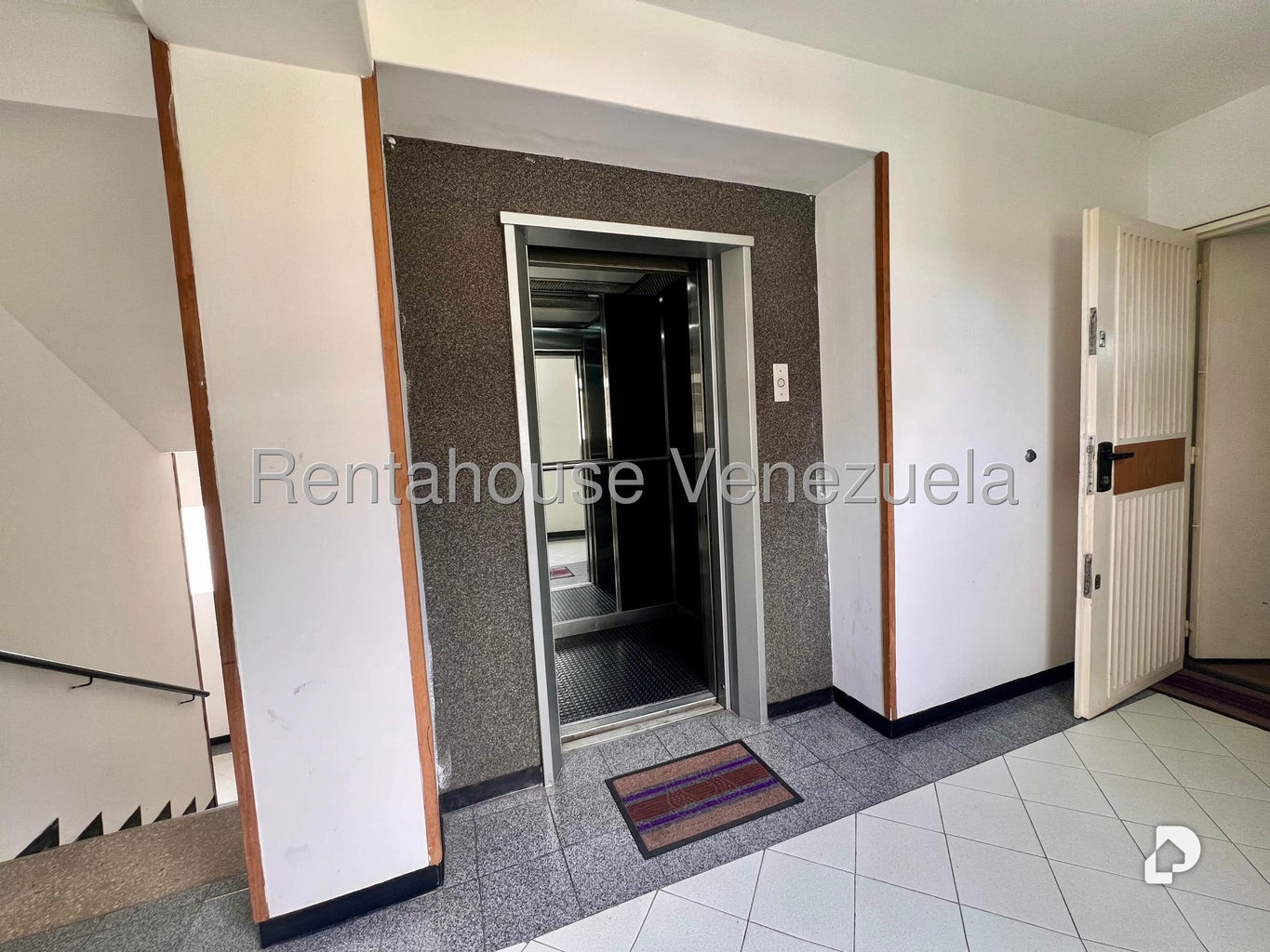 Apartamento en San Bernardino, Caracas – 4