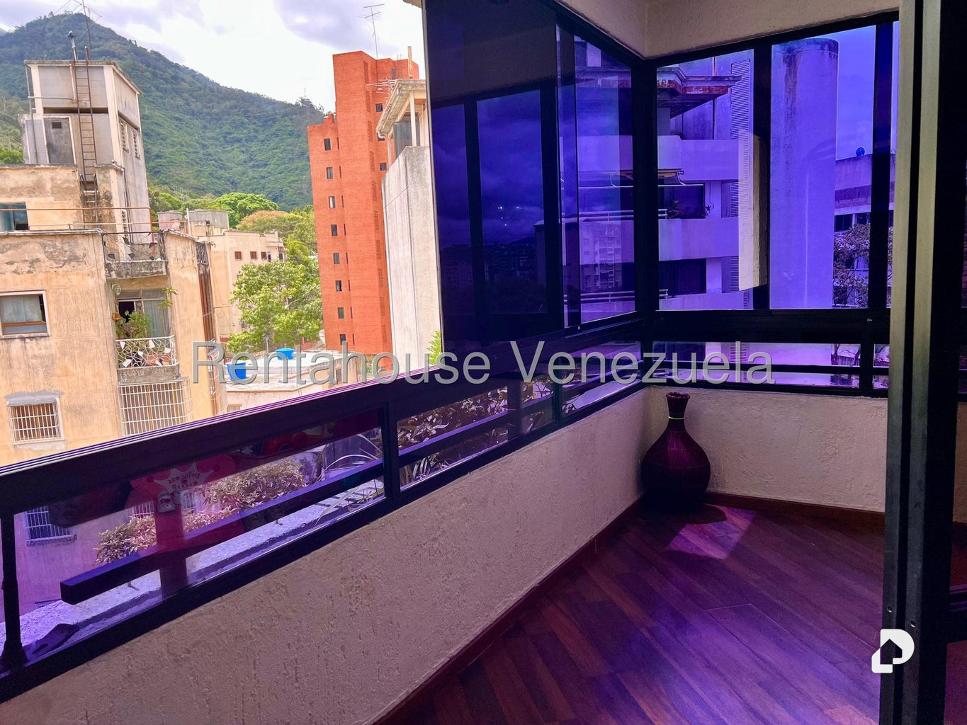 Apartamento en San Bernardino, Caracas – 9