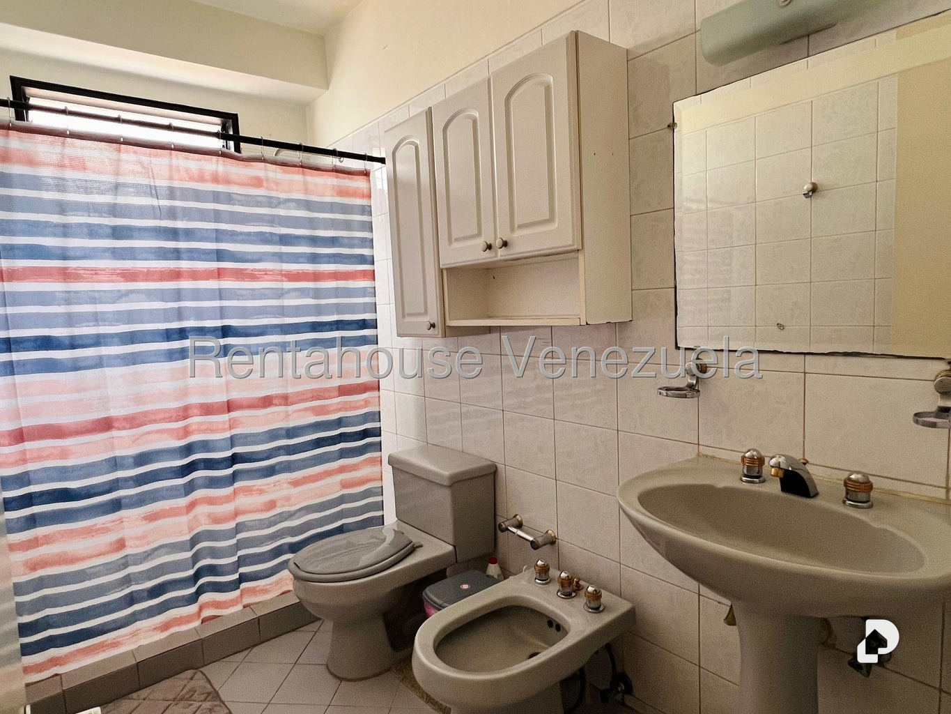 Apartamento en San Bernardino, Caracas – 24