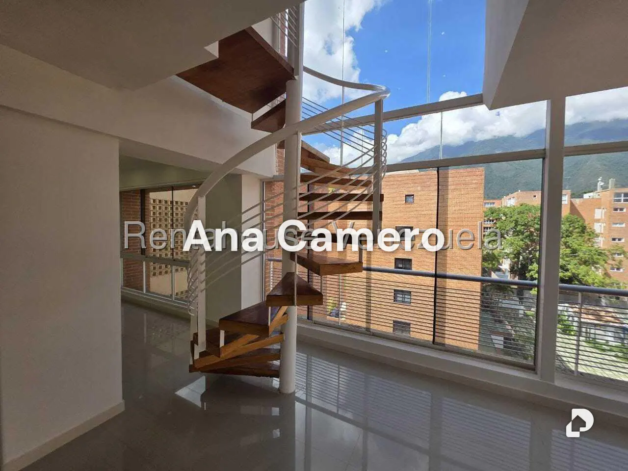 Apartamento en Campo Alegre, Caracas – 24