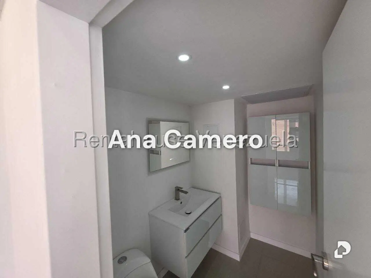 Apartamento en Campo Alegre, Caracas – 21