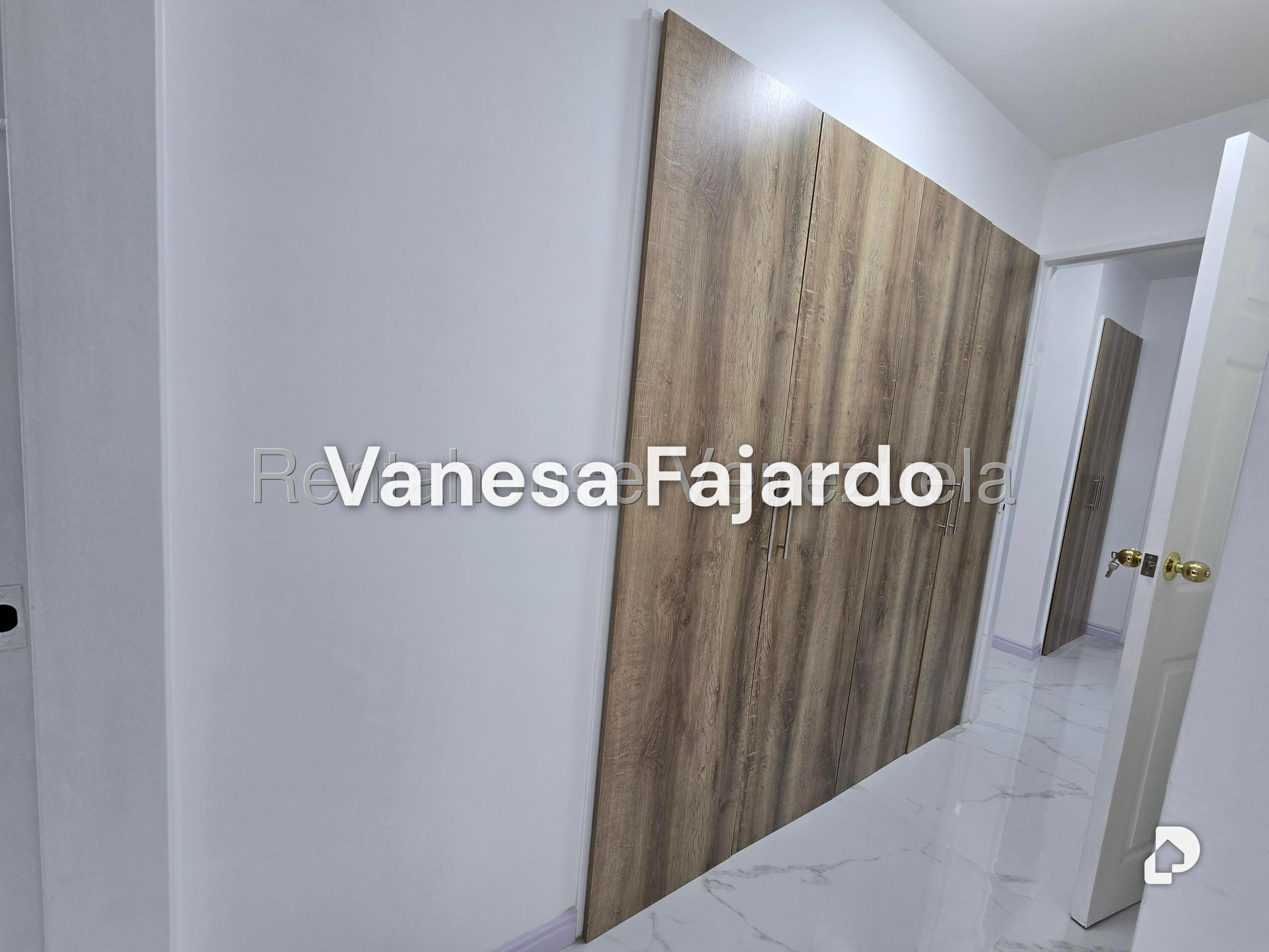 Apartamento en Santa Rosa de Lima, Caracas – 26