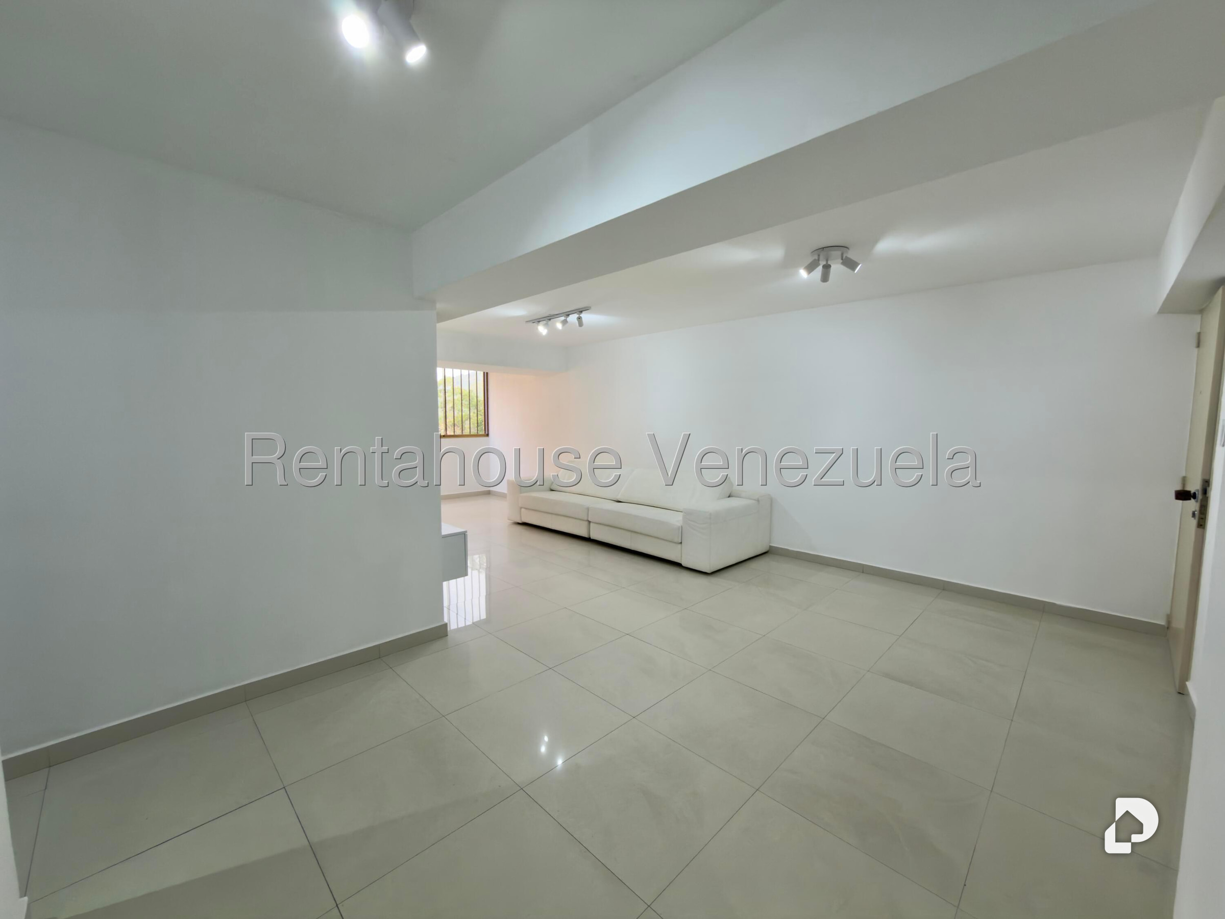 Apartamento en Los Naranjos (del Cafetal), Caracas – 8