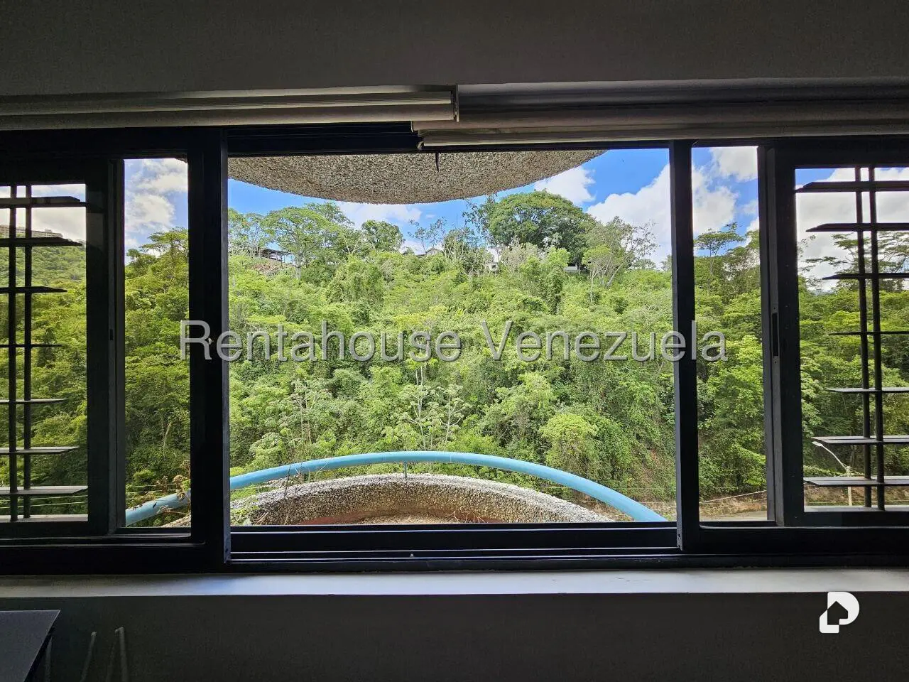 Apartamento en Santa Inés, Caracas – 23