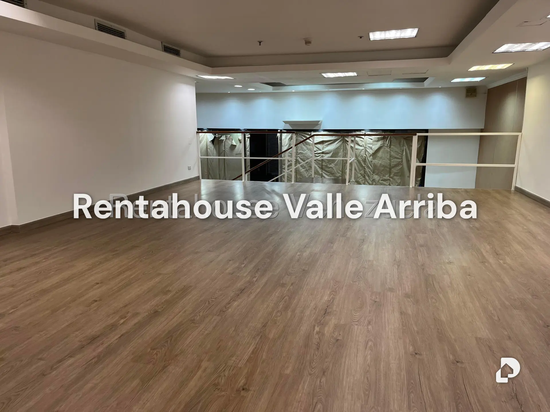 Local comercial en La Castellana, Caracas – 11