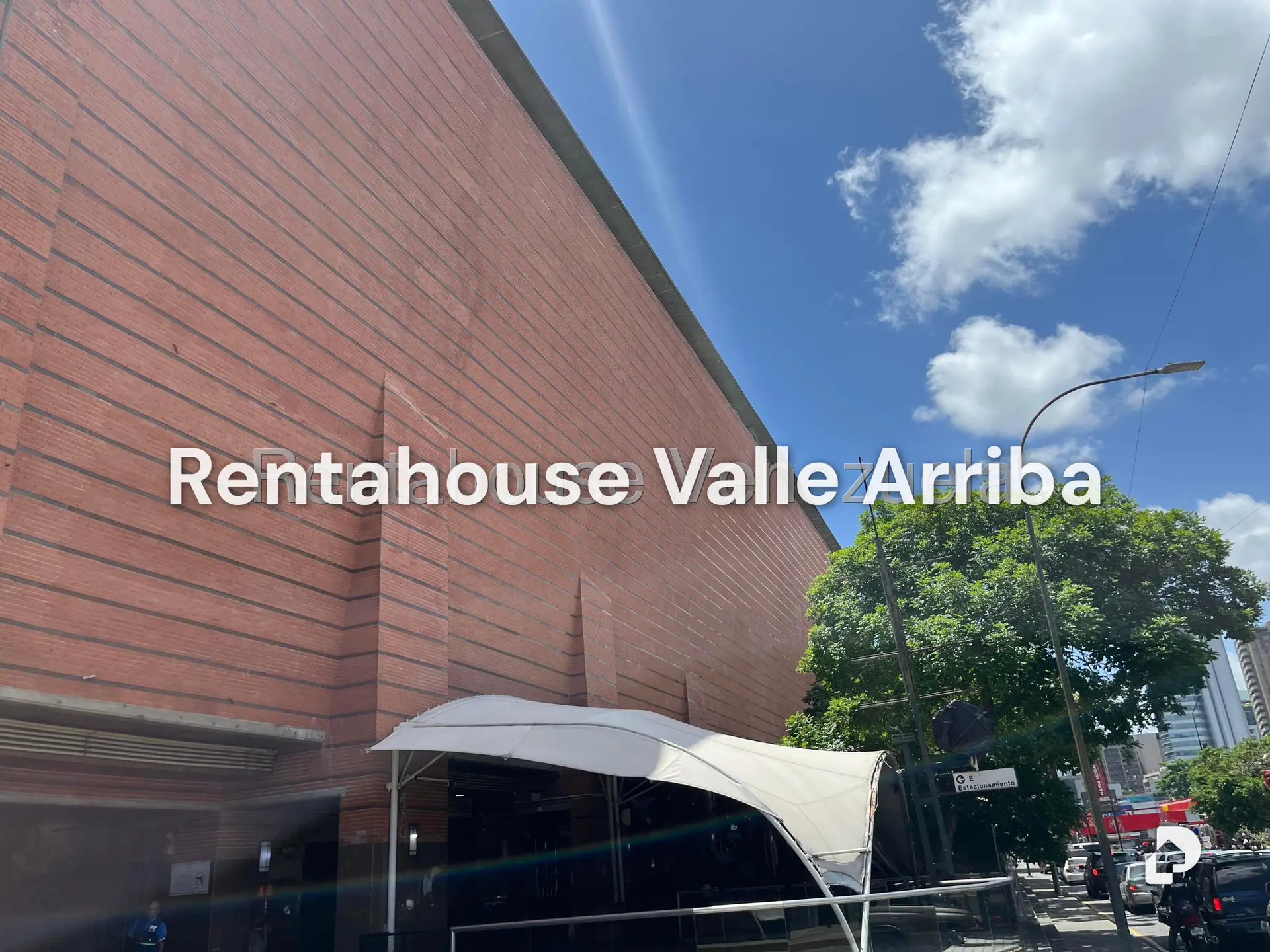Local comercial en La Castellana, Caracas – 1