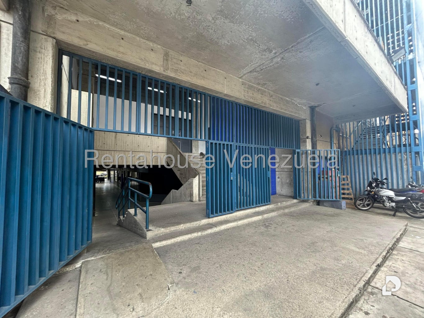 Galpón en San Martín, Caracas – 12