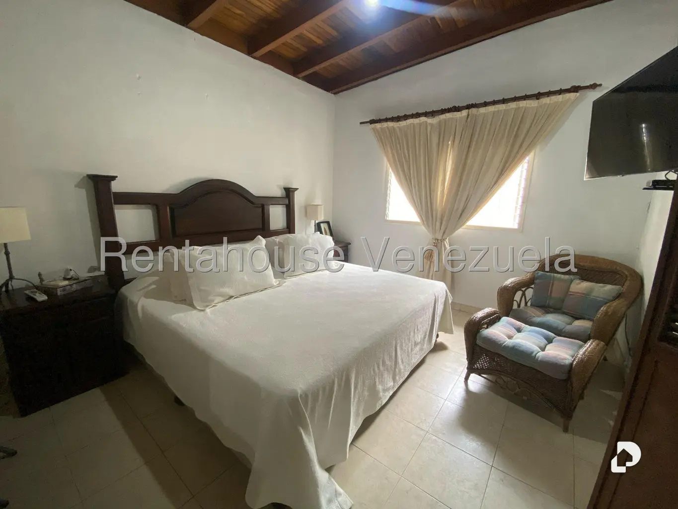 Casa en Prados del Este, Caracas – 27