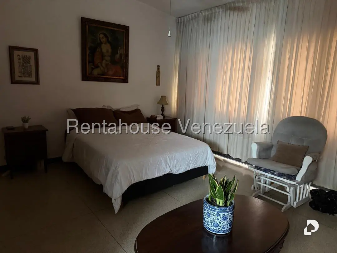 Casa en Prados del Este, Caracas – 12