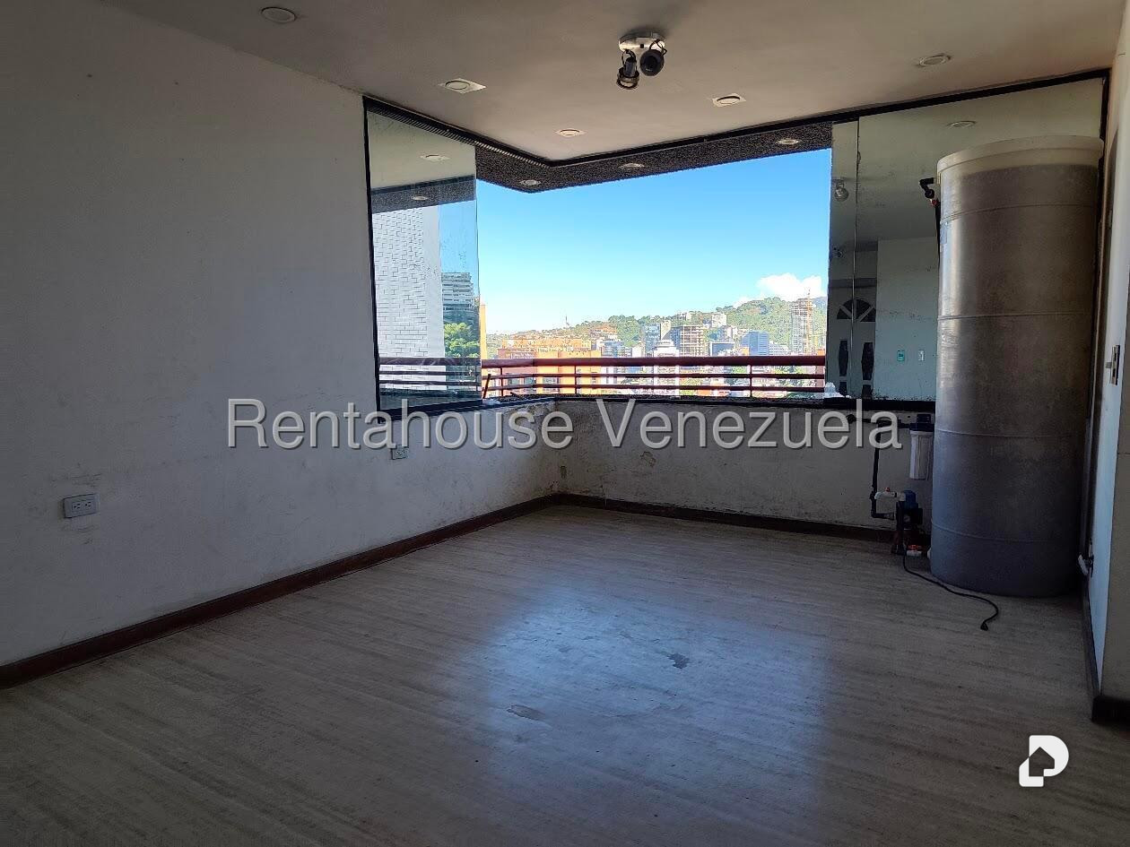 Apartamento en El Rosal, Caracas – 9
