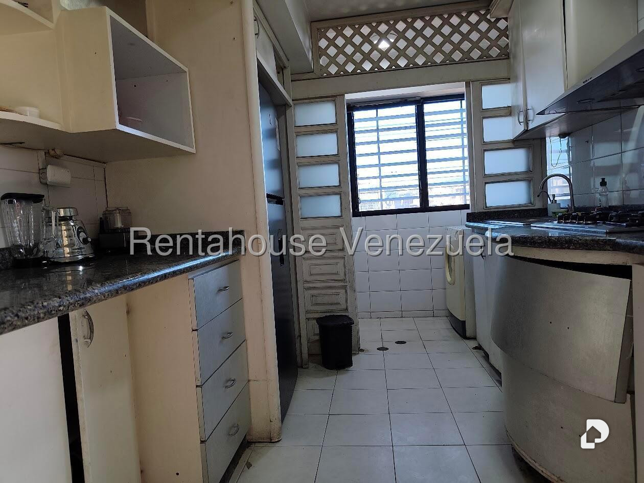 Apartamento en El Rosal, Caracas – 15