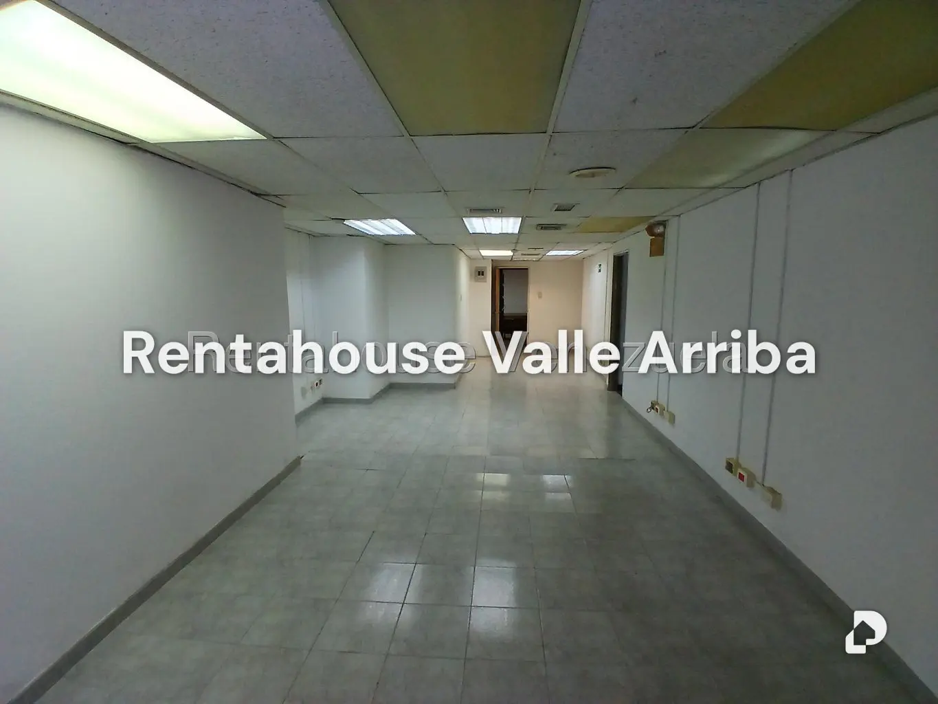 Local comercial en Boleíta Norte, Caracas – 24