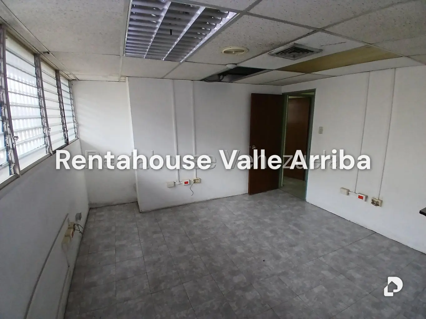 Local comercial en Boleíta Norte, Caracas – 27