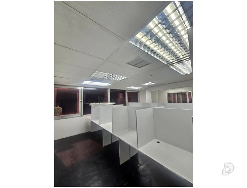 Oficina en El Recreo, Caracas – 14