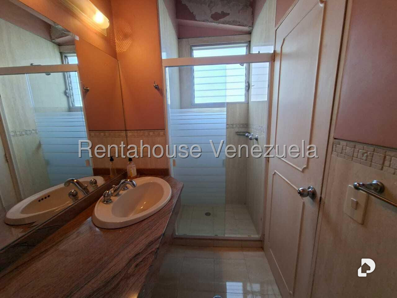 Apartment in Terrazas del Ávila, Caracas – 24