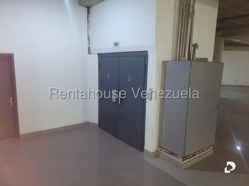 Commercial space in Las Minas, San Antonio de Los Altos – 10