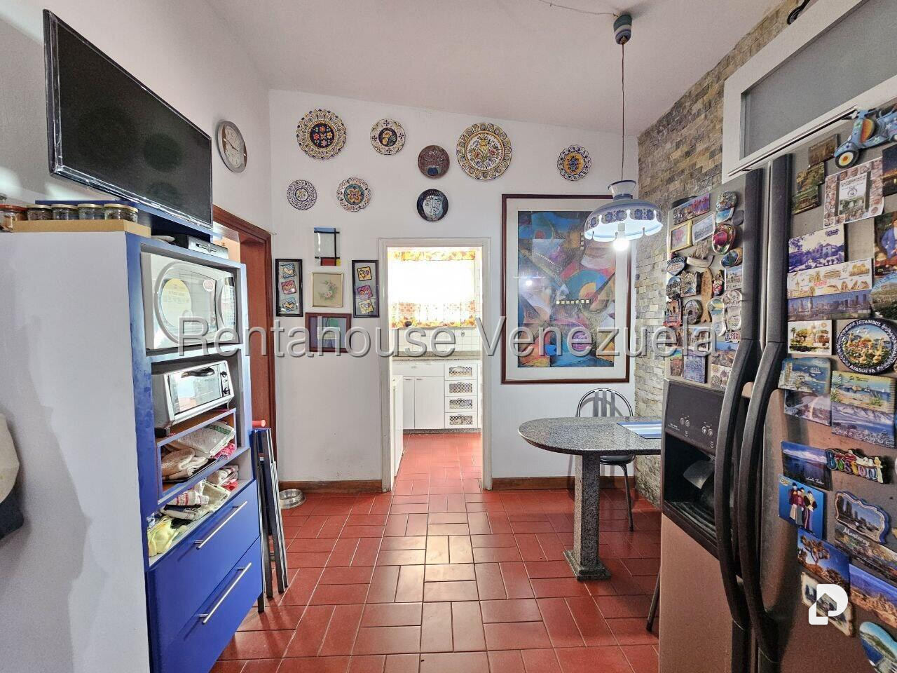 Casa en Los Palos Grandes, Caracas – 12