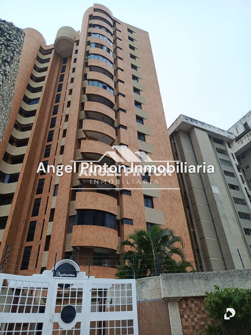 Apartamento en Avenida Bella Vista, Maracaibo – 1