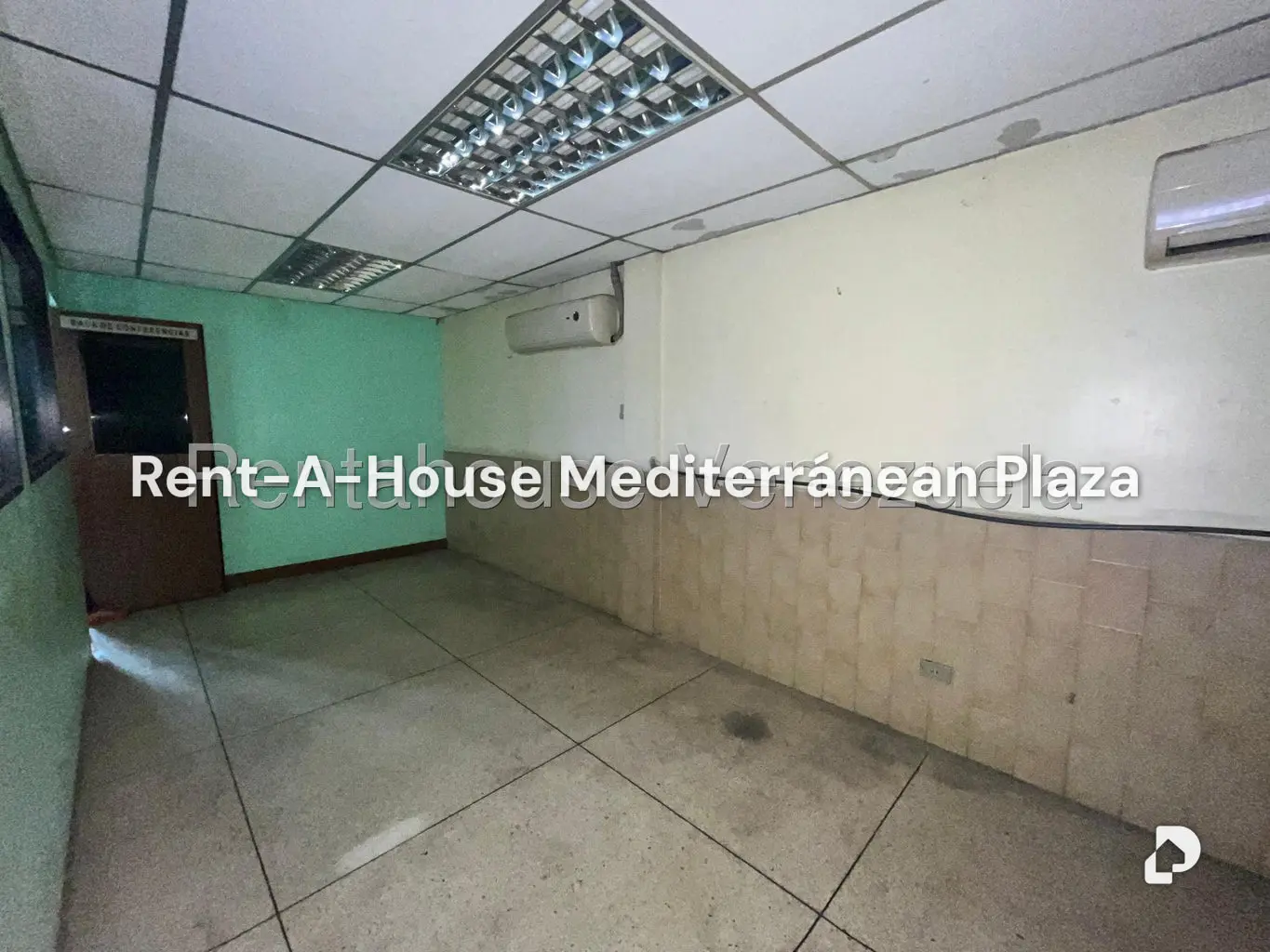 Building in Santa Rosa, Valencia – 23