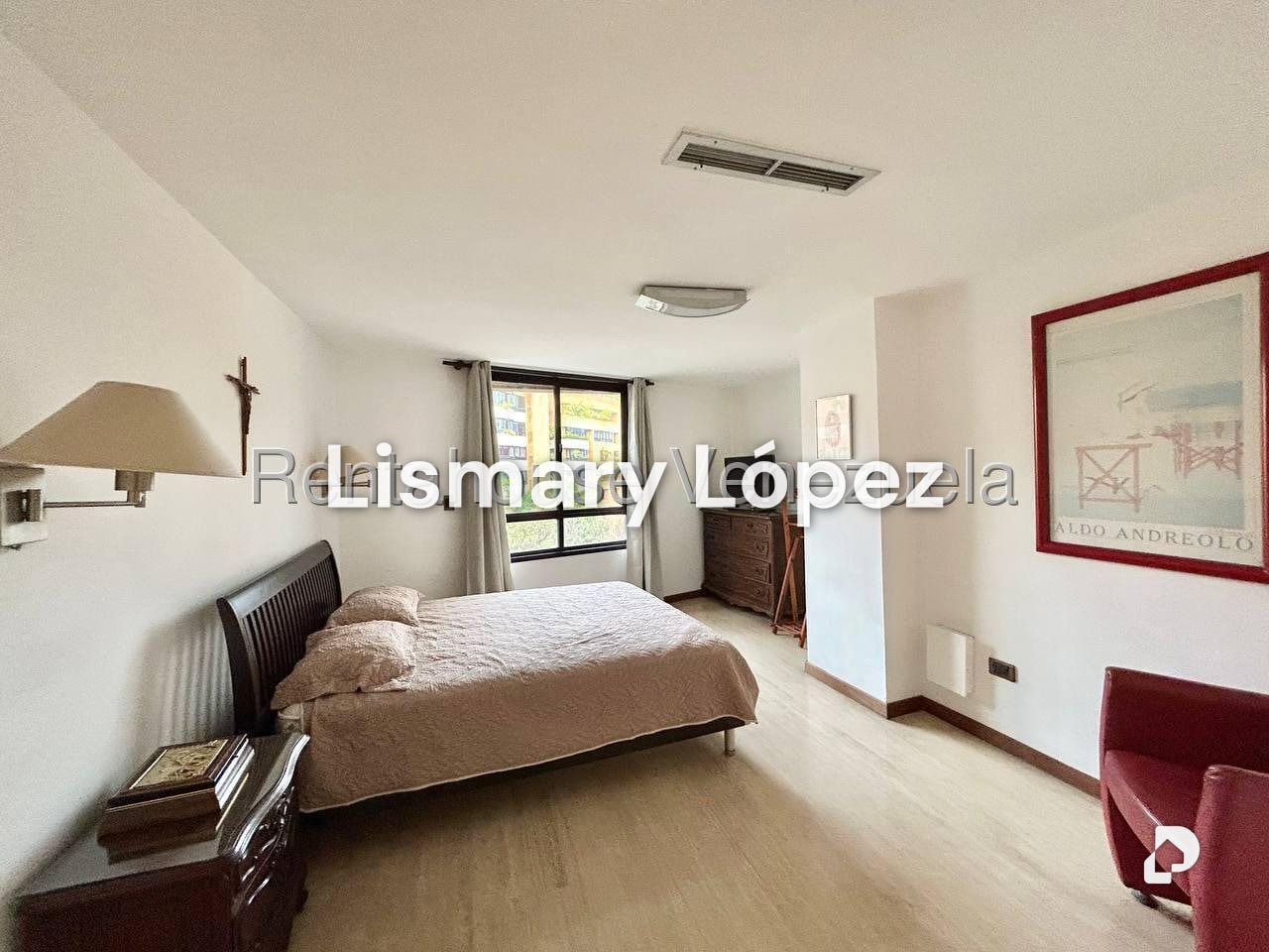 Apartamento en Campo Alegre, Caracas – 25