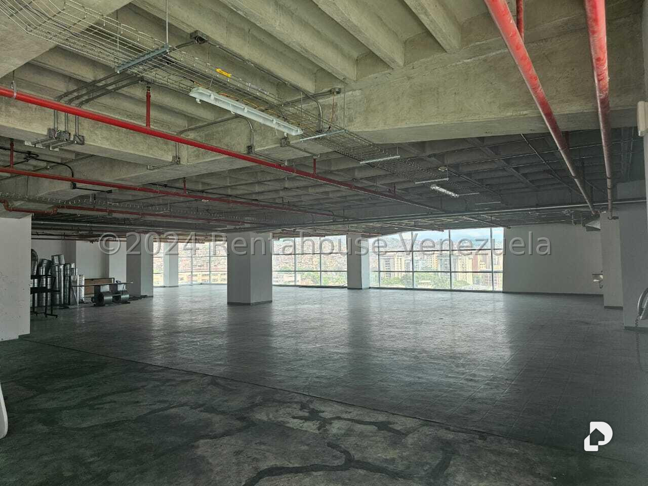Oficina en La Urbina, Caracas – 2
