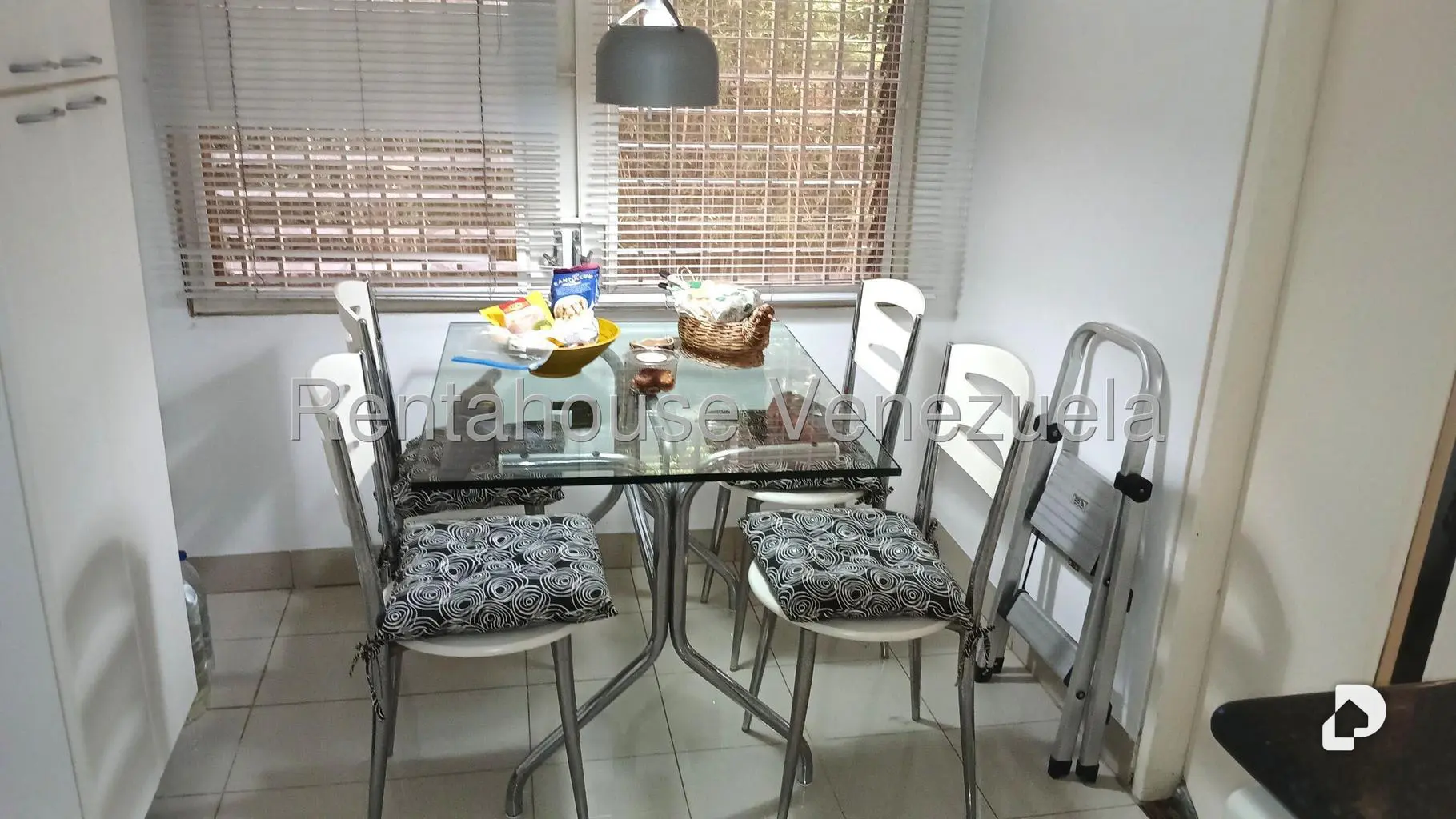 Apartamento en Las Esmeraldas, Caracas – 22