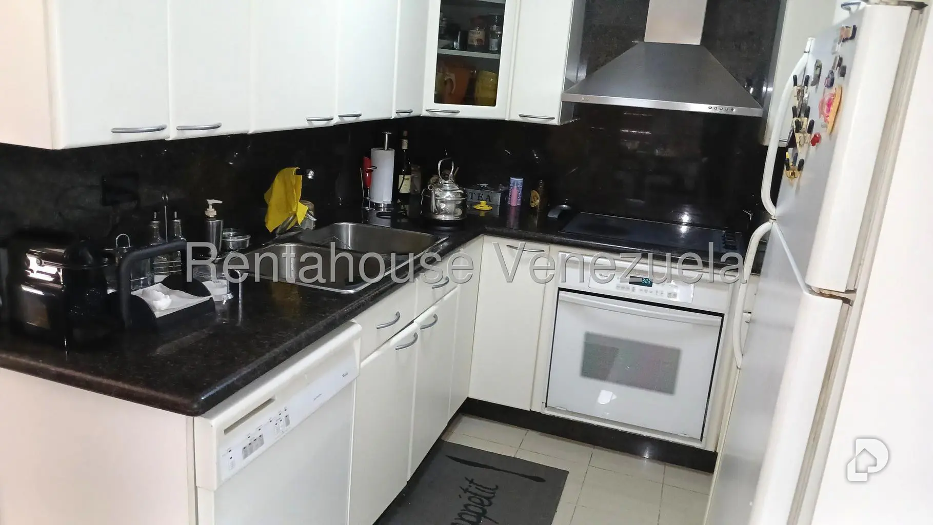 Apartamento en Las Esmeraldas, Caracas – 20