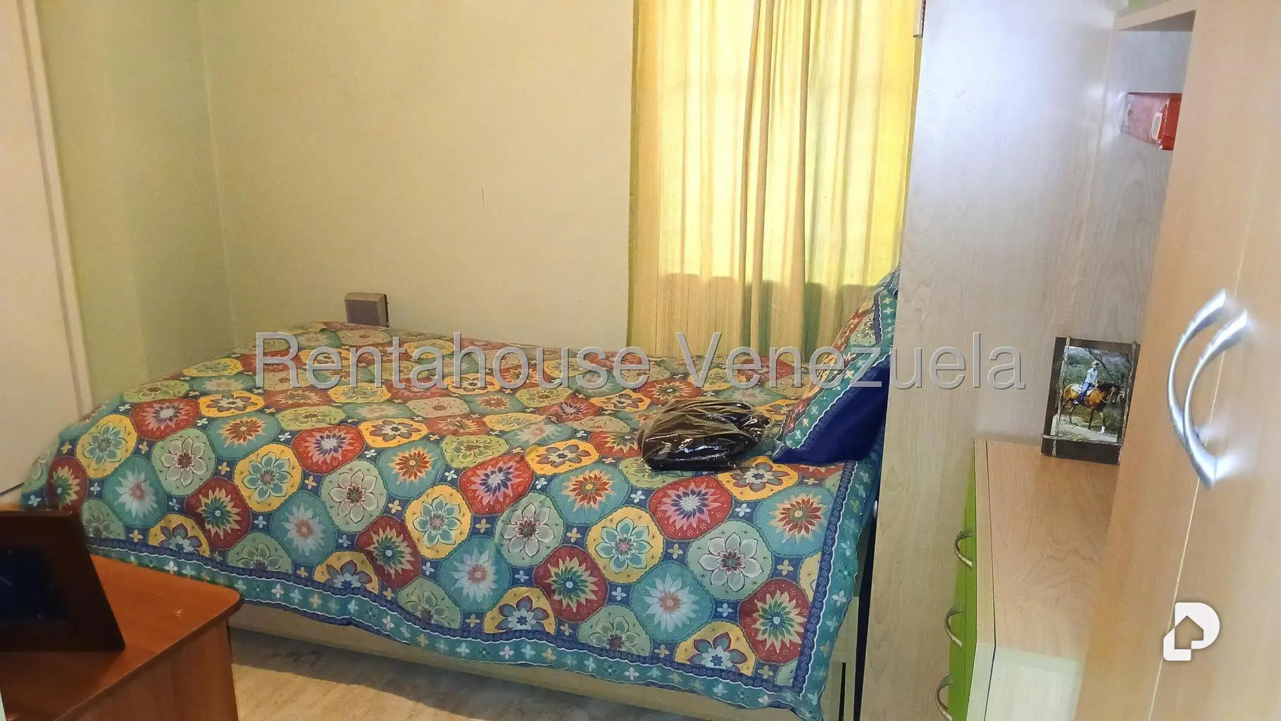 Apartamento en Las Esmeraldas, Caracas – 25