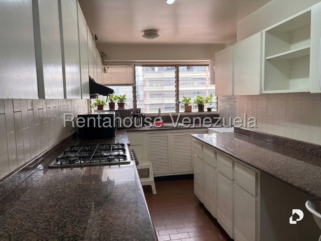 Apartamento en El Rosal, Caracas – 19