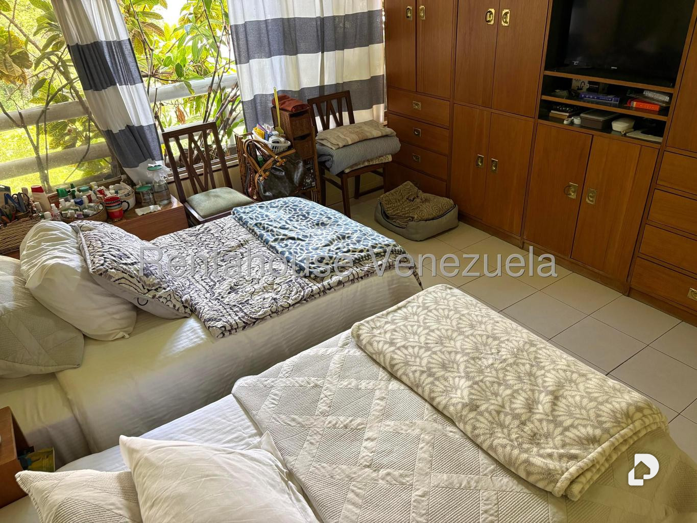 Apartamento en El Rosal, Caracas – 24