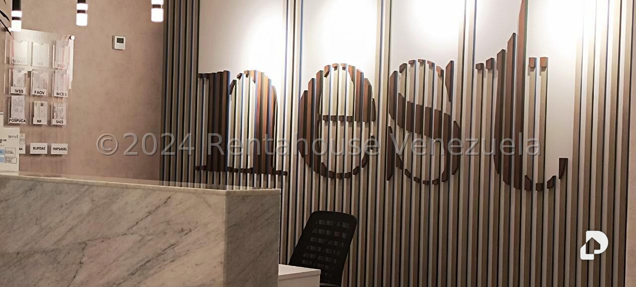 Oficina en Las Mercedes, Caracas – 28