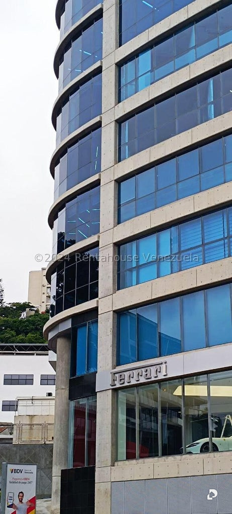 Oficina en Las Mercedes, Caracas – 12