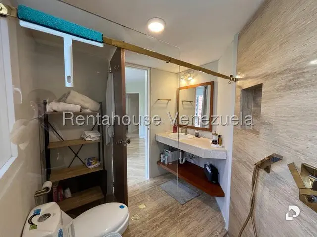 Apartamento en El Rosal, Caracas – 9
