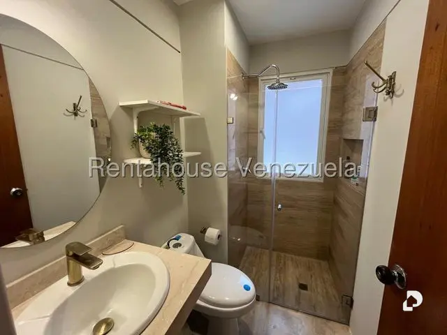 Apartamento en El Rosal, Caracas – 7