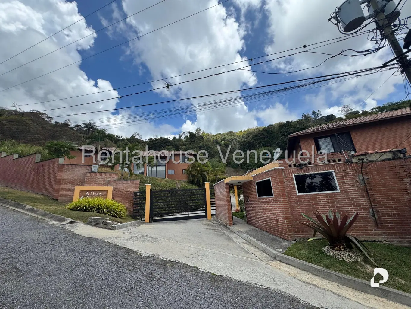 Casa en Oripoto, Caracas – 3