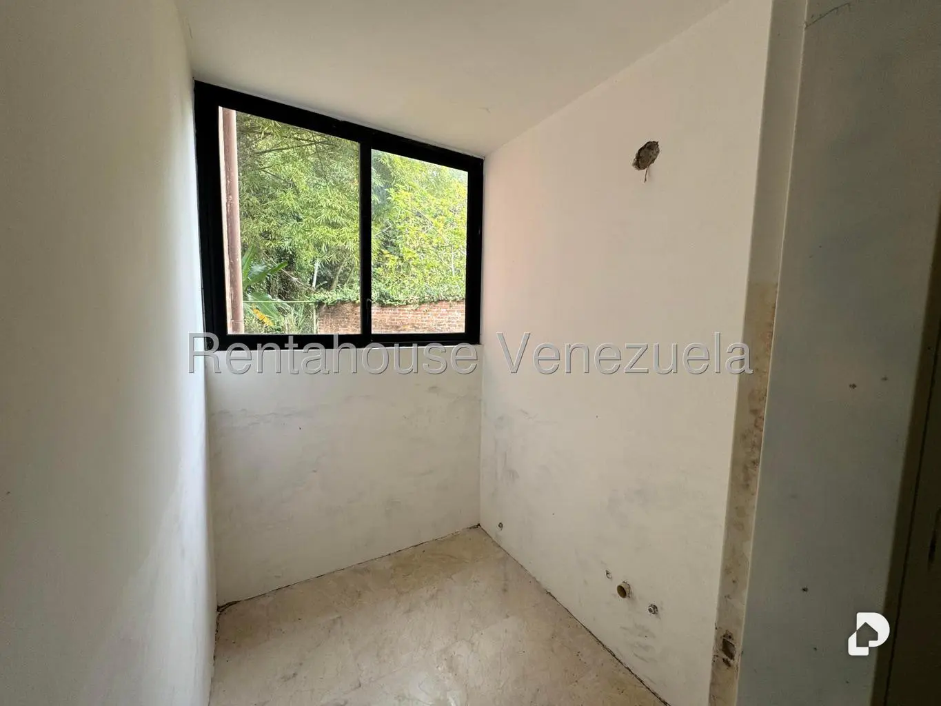 Casa en Oripoto, Caracas – 19