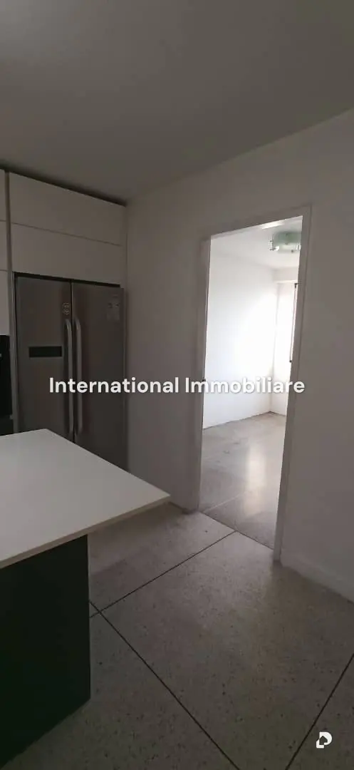 Apartamento en Los Palos Grandes, Caracas – 22