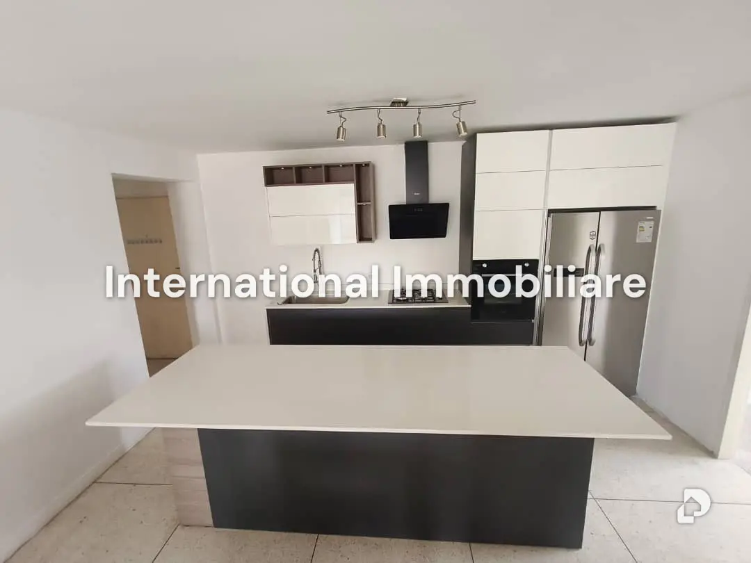 Apartamento en Los Palos Grandes, Caracas – 24