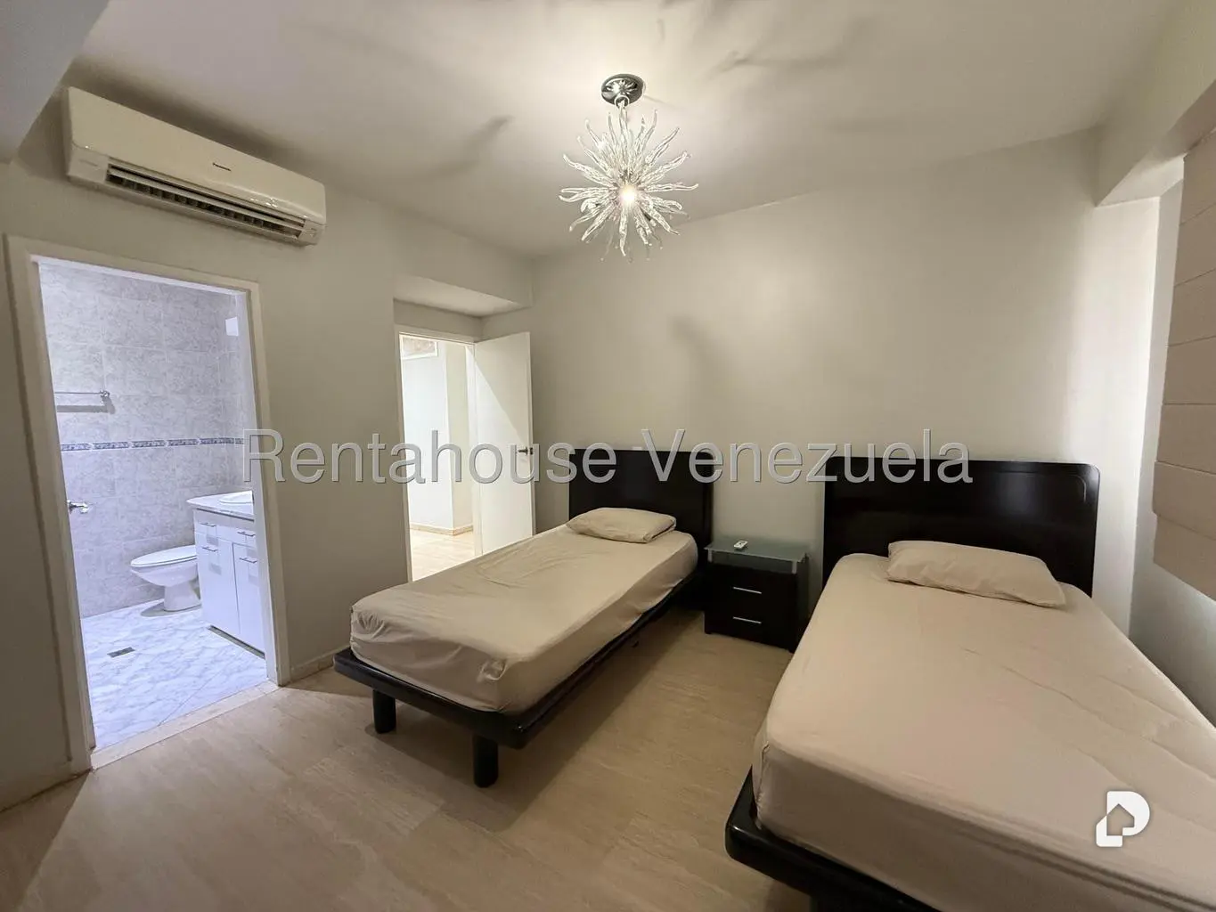 Apartamento en Santa Eduvigis, Caracas – 13