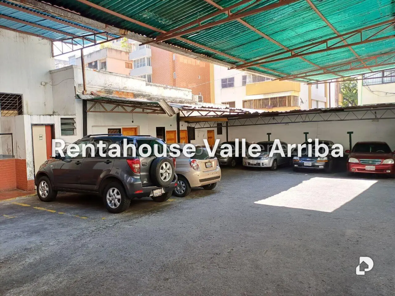 Local comercial en La Florida, Caracas – 10